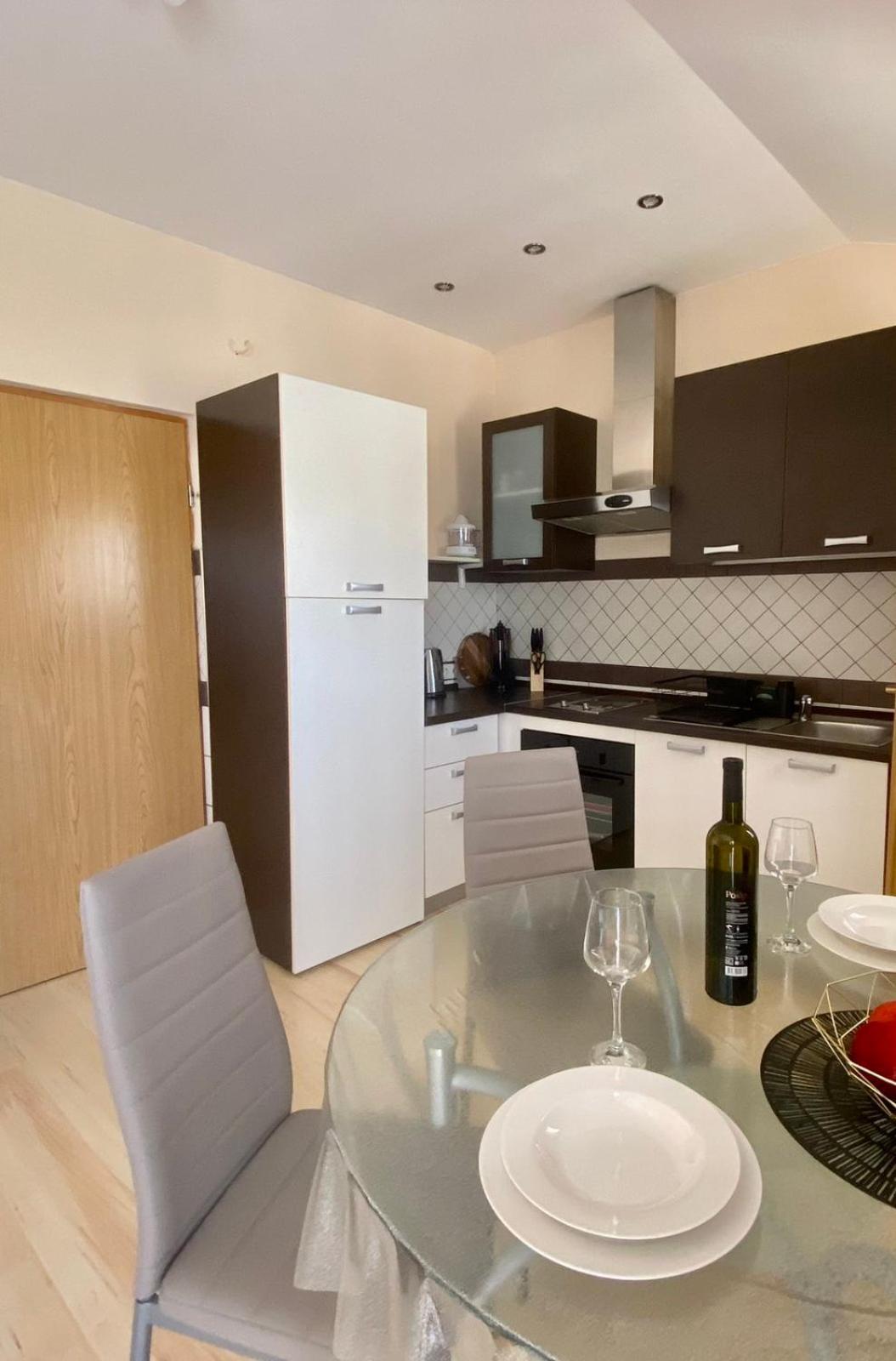 Apartmani Franciska Раб Екстер'єр фото