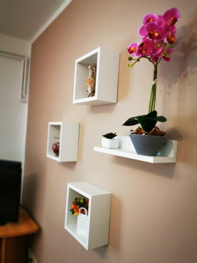 Apartmani Franciska Раб Екстер'єр фото