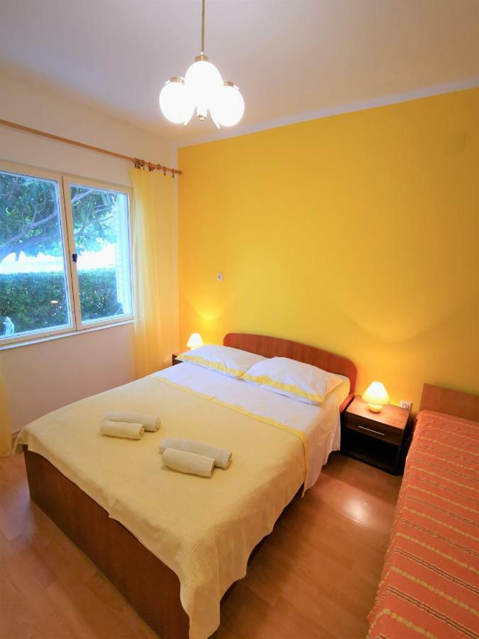 Apartmani Franciska Раб Екстер'єр фото